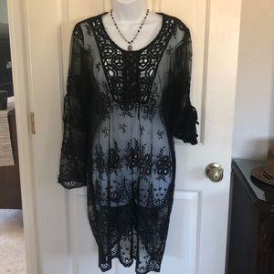Sheer lace dress M